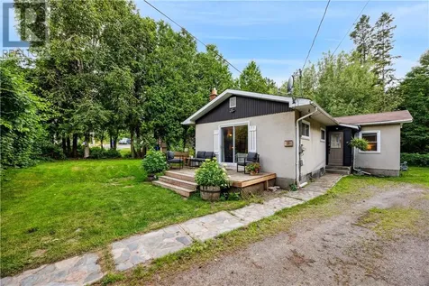 11 Michael Avenue Lively ON P3Y 1N1