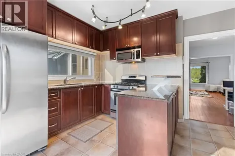 204 Beach Boulevard Hamilton ON L8H 6V9