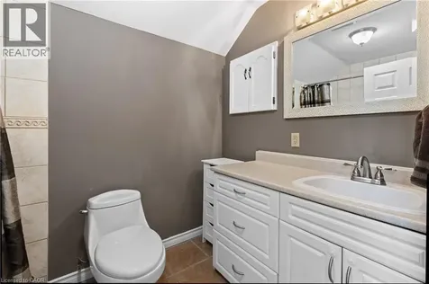 204 Beach Boulevard Hamilton ON L8H 6V9
