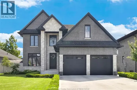 256 Xavier Circle Lakeshore ON N0R 1A0