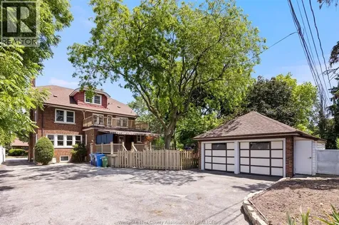 219 Jefferson Windsor ON N8S 2P5