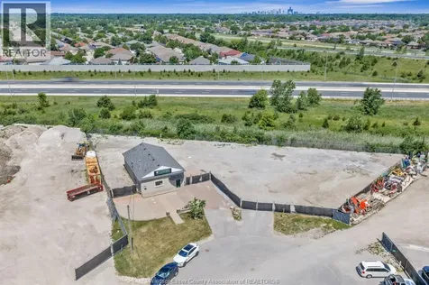 5145 Dumouchelle Street Tecumseh ON N9A 6J3