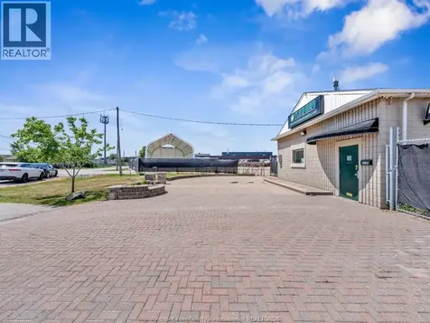5145 Dumouchelle Street Tecumseh ON N9A 6J3