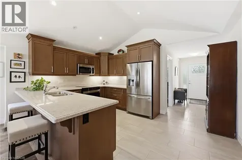 23 Richard Crescent Smithville ON L0R 2A0