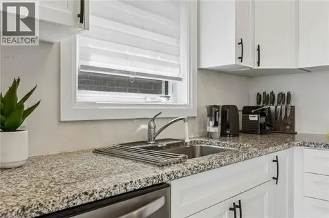 294 Chokecherry Crescent Waterloo ON N2V 0H1