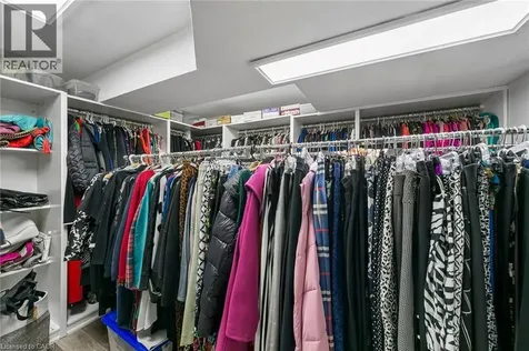 1173 Bellview Crescent Burlington ON L7S 1C9