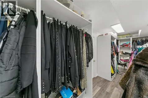 1173 Bellview Crescent Burlington ON L7S 1C9