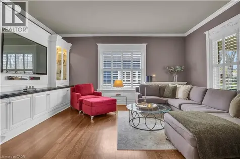 18 Brant Road North Cambridge ON N1S 2W1
