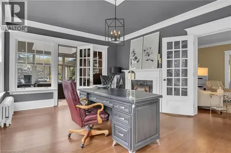 18 Brant Road North Cambridge ON N1S 2W1