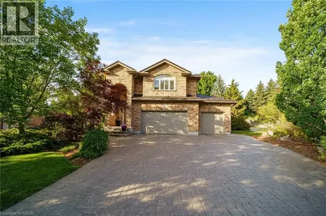 112 Dirksen Court Kitchener ON N2P 2M1
