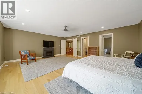 112 Dirksen Court Kitchener ON N2P 2M1
