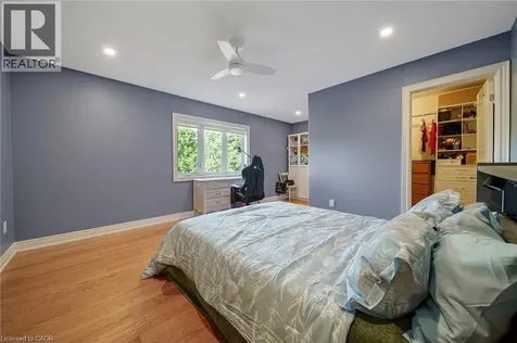 112 Dirksen Court Kitchener ON N2P 2M1