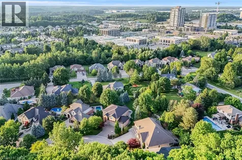 112 Dirksen Court Kitchener ON N2P 2M1