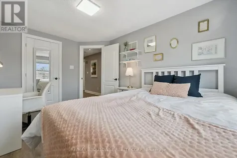395 Maidstone Crescent Oakville (ga Glen Abbey) ON L6M 1C1