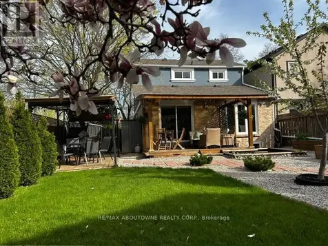 395 Maidstone Crescent Oakville (ga Glen Abbey) ON L6M 1C1