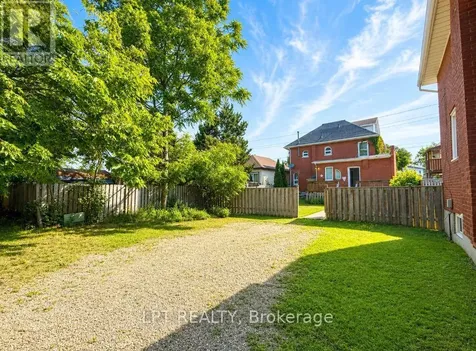 219 Erie Avenue Brantford ON N3S 2H1