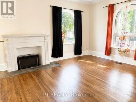 219 Erie Avenue Brantford ON N3S 2H1
