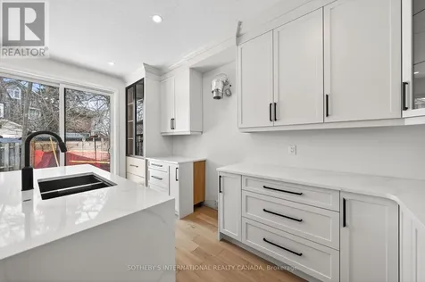 42 Rich Avenue Cambridge ON N1R 2A5