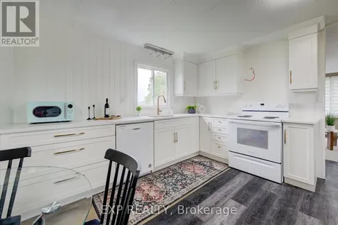 84 Wellington Street South Mapleton ON N0G 1P0