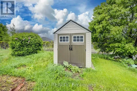 84 Wellington Street South Mapleton ON N0G 1P0