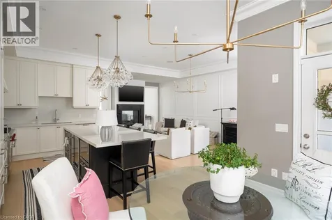 253 Hanover Street Oakville ON L6K 0H3