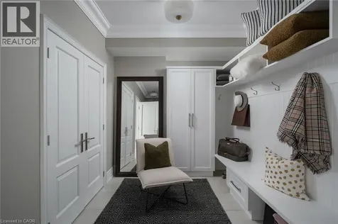 253 Hanover Street Oakville ON L6K 0H3