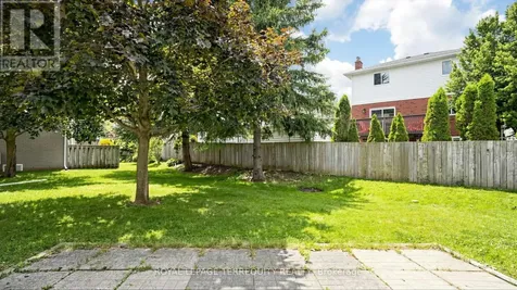 700 Champlain Boulevard Cambridge ON N1R 8K1