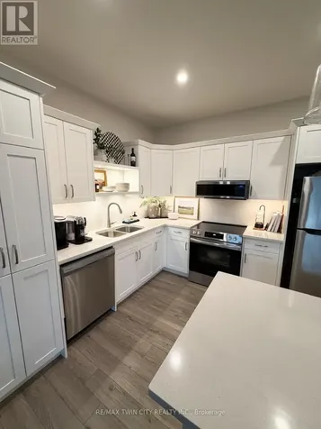 226 Renaissance Drive St. Thomas ON N5R 0C1