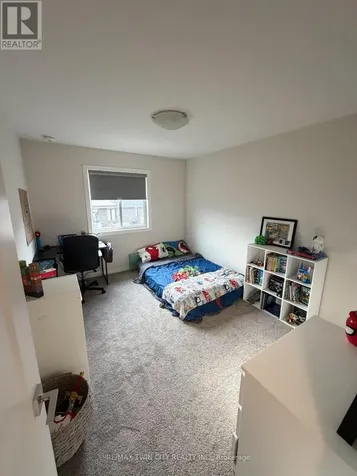 226 Renaissance Drive St. Thomas ON N5R 0C1