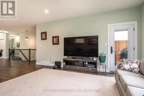 172 Hooper Street St. Marys ON N4X 0C1