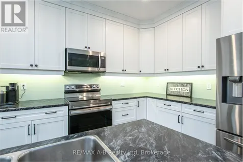 172 Hooper Street St. Marys ON N4X 0C1