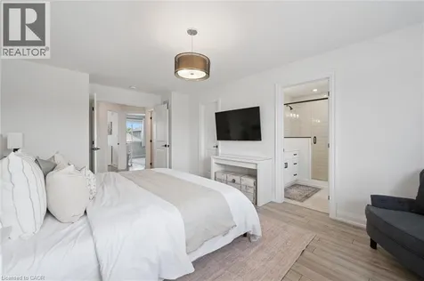 130 Woodberry Street Elmira ON N3B 0E3