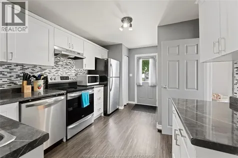 729 William Street Tecumseh ON N8N 2A2