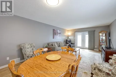 33 Wilkins Crescent Tillsonburg ON N4G 5M6