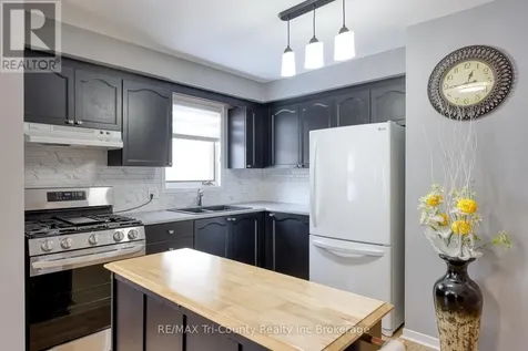 33 Wilkins Crescent Tillsonburg ON N4G 5M6