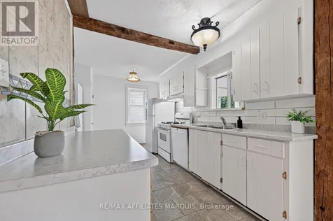 53 Smiths Falls Avenue Smiths Falls ON K7A 3B2