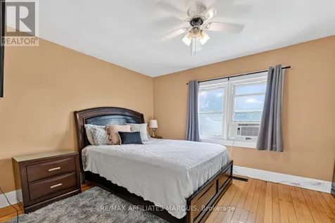 53 Smiths Falls Avenue Smiths Falls ON K7A 3B2
