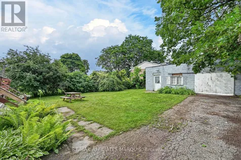53 Smiths Falls Avenue Smiths Falls ON K7A 3B2