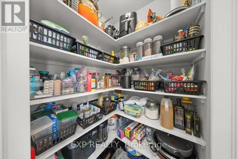 255 Shinleaf Crescent Ottawa ON K1W 0J2