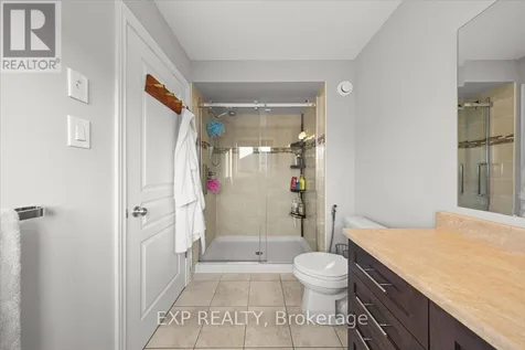 255 Shinleaf Crescent Ottawa ON K1W 0J2