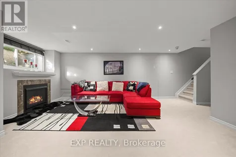 255 Shinleaf Crescent Ottawa ON K1W 0J2