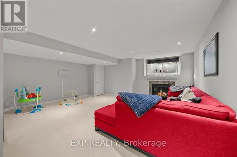 255 Shinleaf Crescent Ottawa ON K1W 0J2
