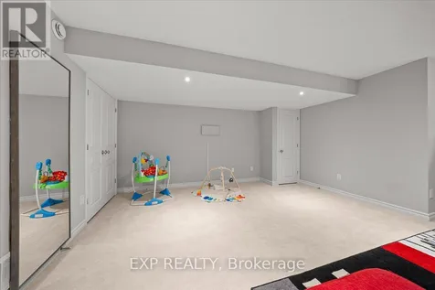 255 Shinleaf Crescent Ottawa ON K1W 0J2