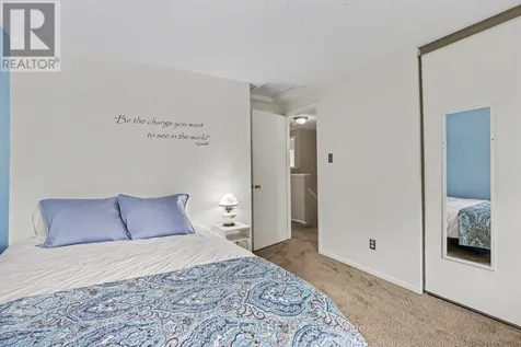 95 Seabrooke Drive Ottawa ON K2L 2H9