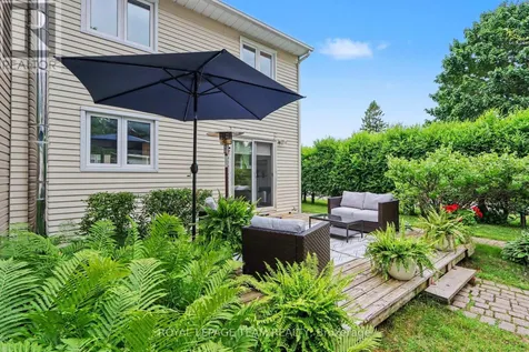 95 Seabrooke Drive Ottawa ON K2L 2H9