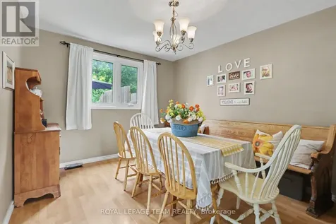 95 Seabrooke Drive Ottawa ON K2L 2H9