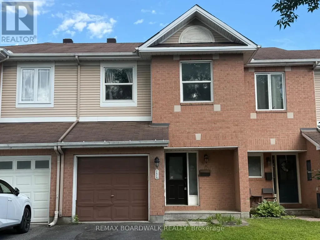 11 Meadowbreeze Drive Ottawa ON K2M 2L6