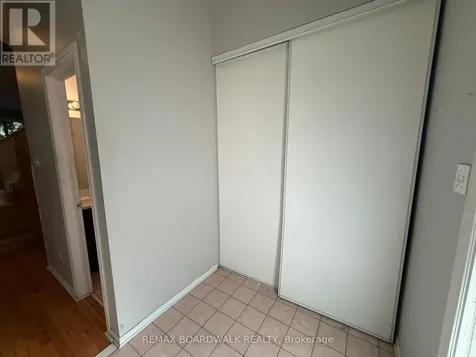 11 Meadowbreeze Drive Ottawa ON K2M 2L6