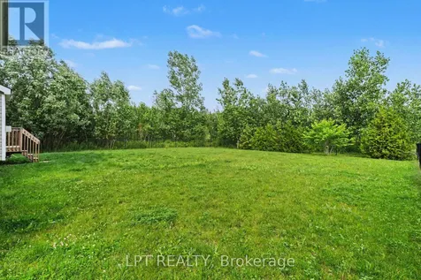 Waterdown 6548 Street North Ottawa ON K4P 0E7