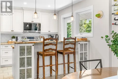 2296 Kay Street Ottawa ON K2C 1J7